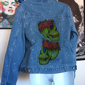 Hand Painted Jean Jacket With Skulls and Roses L 12/14 NWT